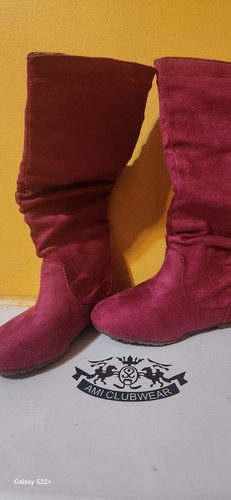 Women boots size 6 - women's,